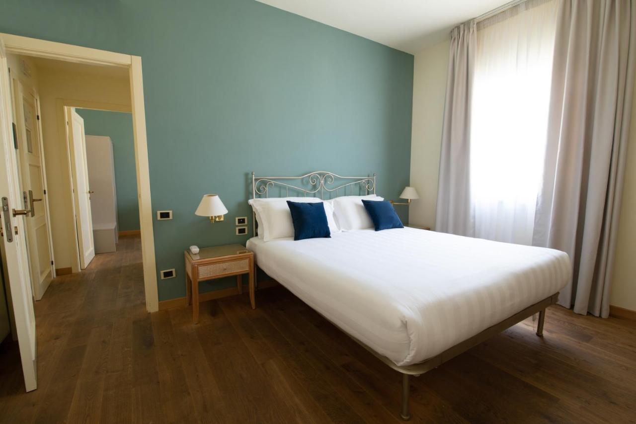 פורטו רקנאטי Hotel Enzo מראה חיצוני תמונה