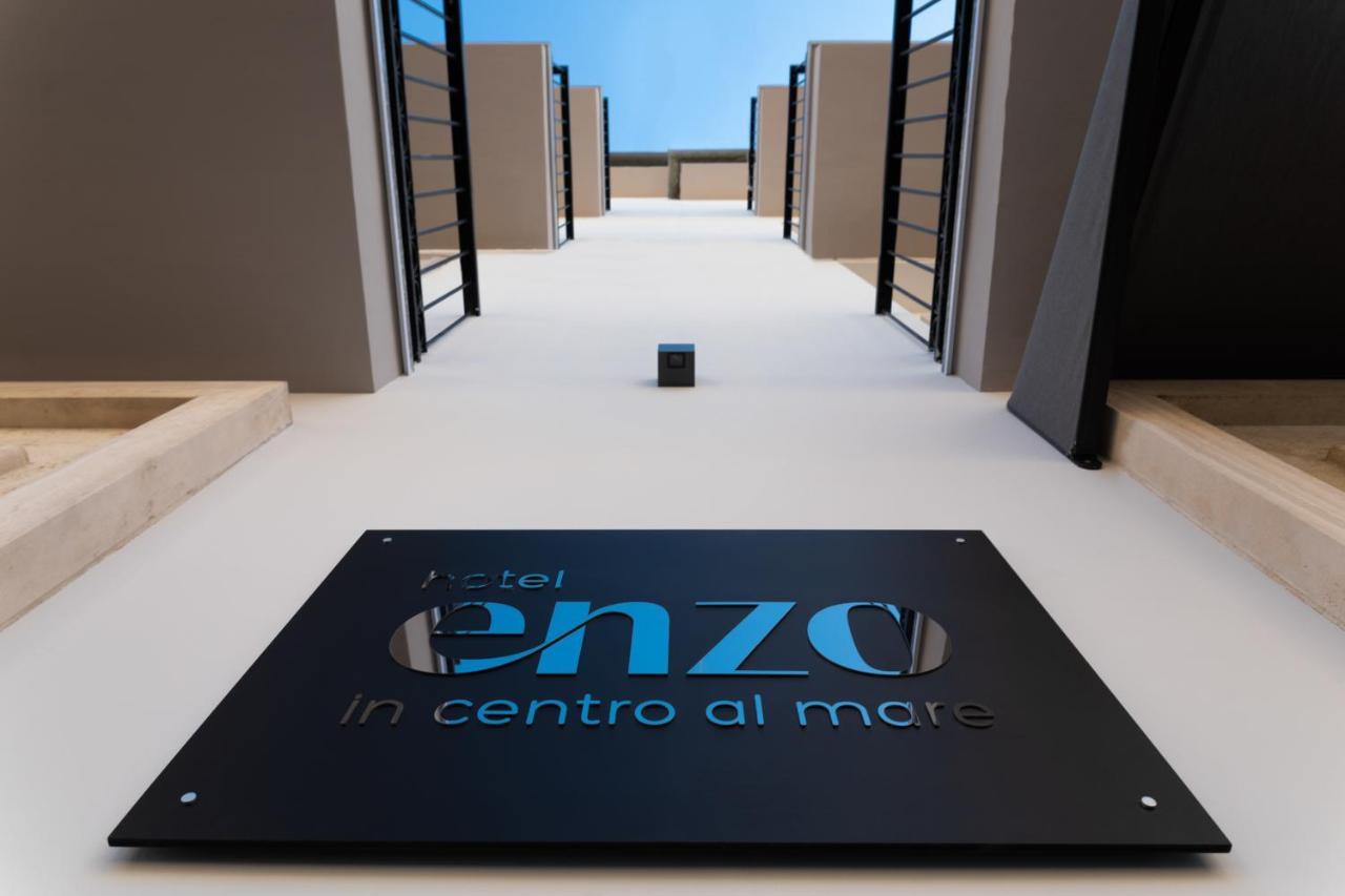 פורטו רקנאטי Hotel Enzo מראה חיצוני תמונה