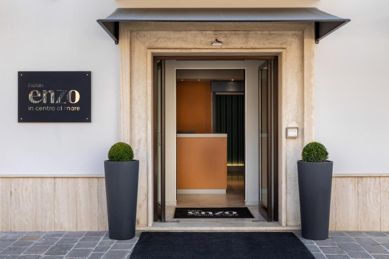 פורטו רקנאטי Hotel Enzo מראה חיצוני תמונה